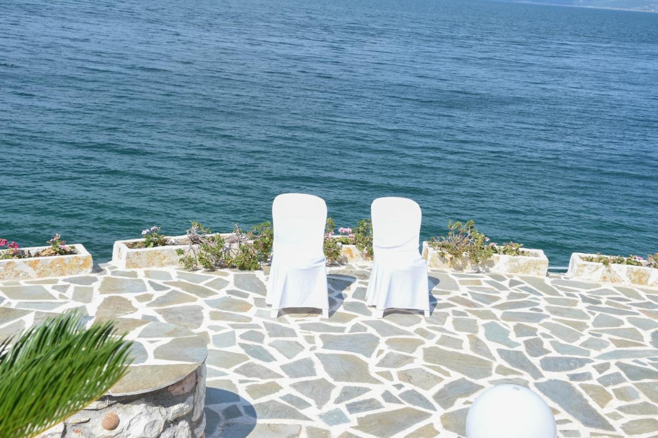 Spárton Iris Villas المظهر الخارجي الصورة