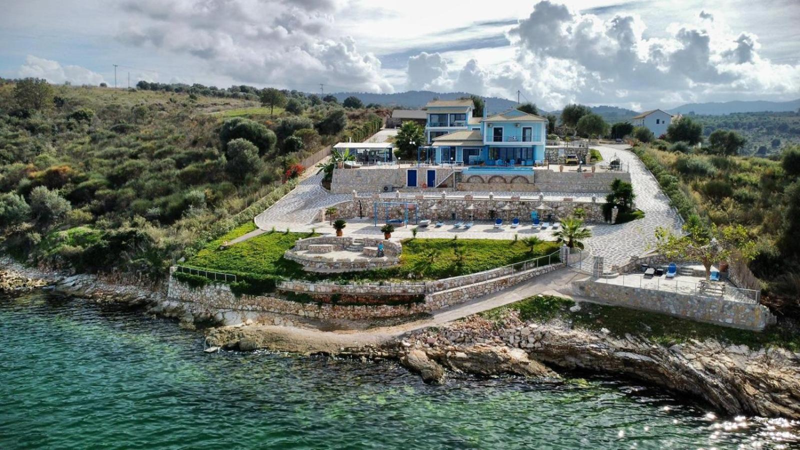 Spárton Iris Villas المظهر الخارجي الصورة
