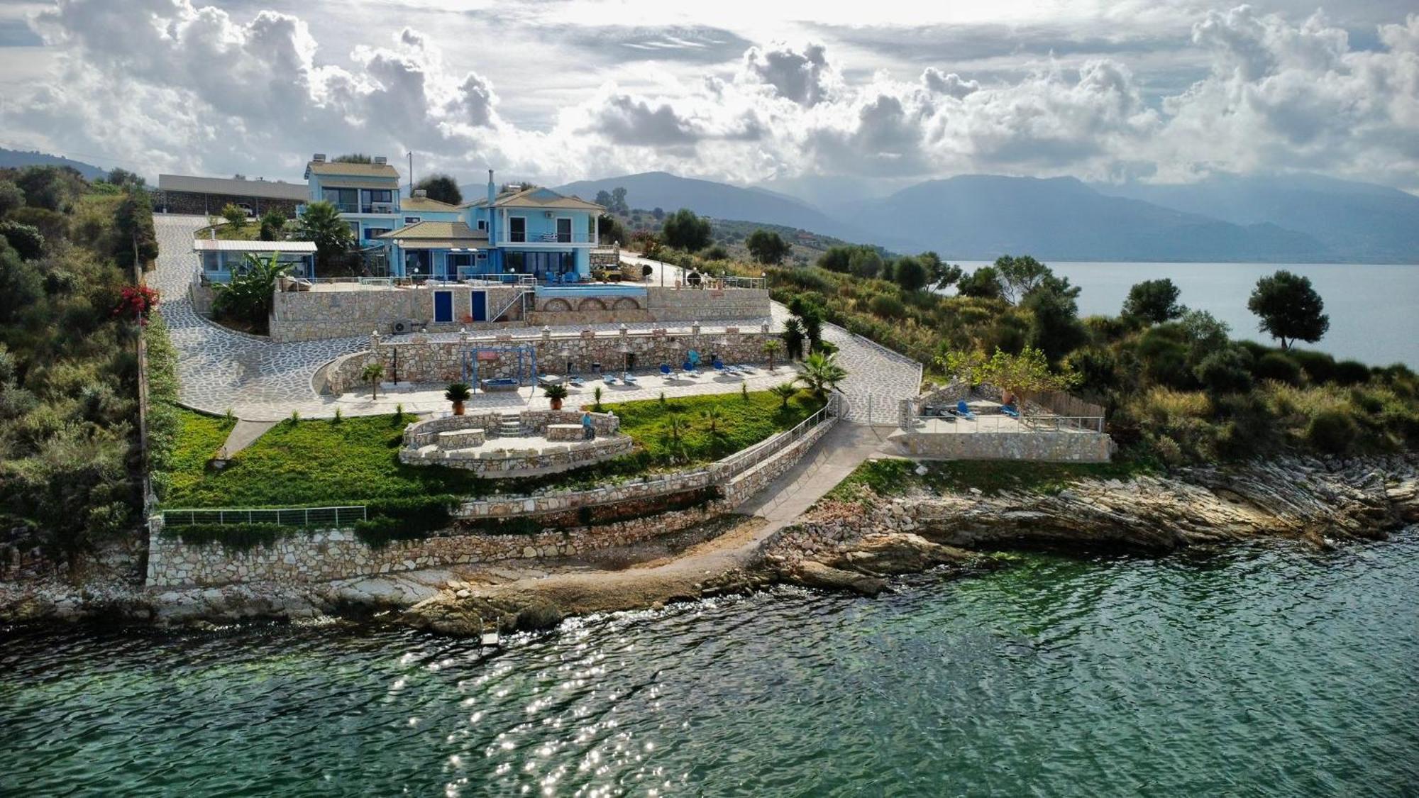 Spárton Iris Villas المظهر الخارجي الصورة