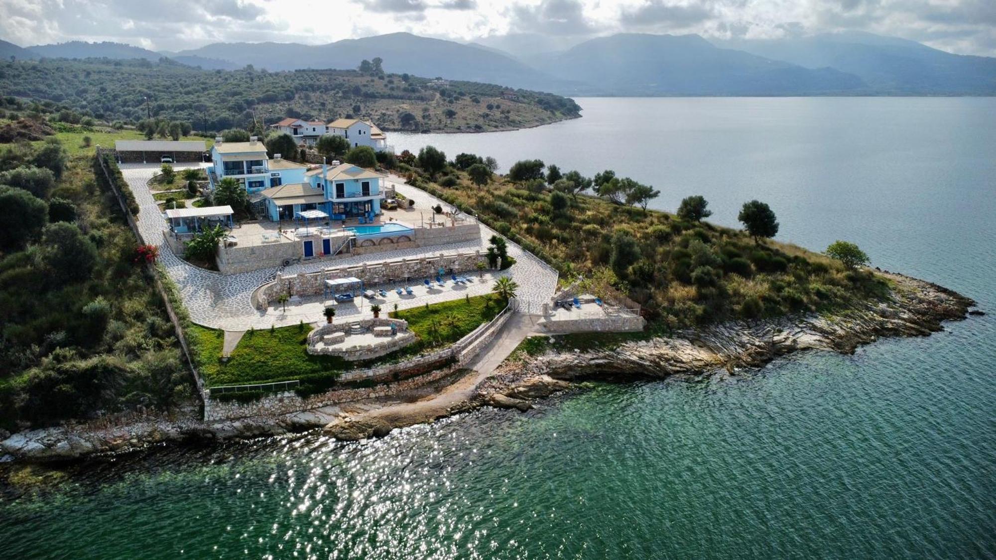 Spárton Iris Villas المظهر الخارجي الصورة