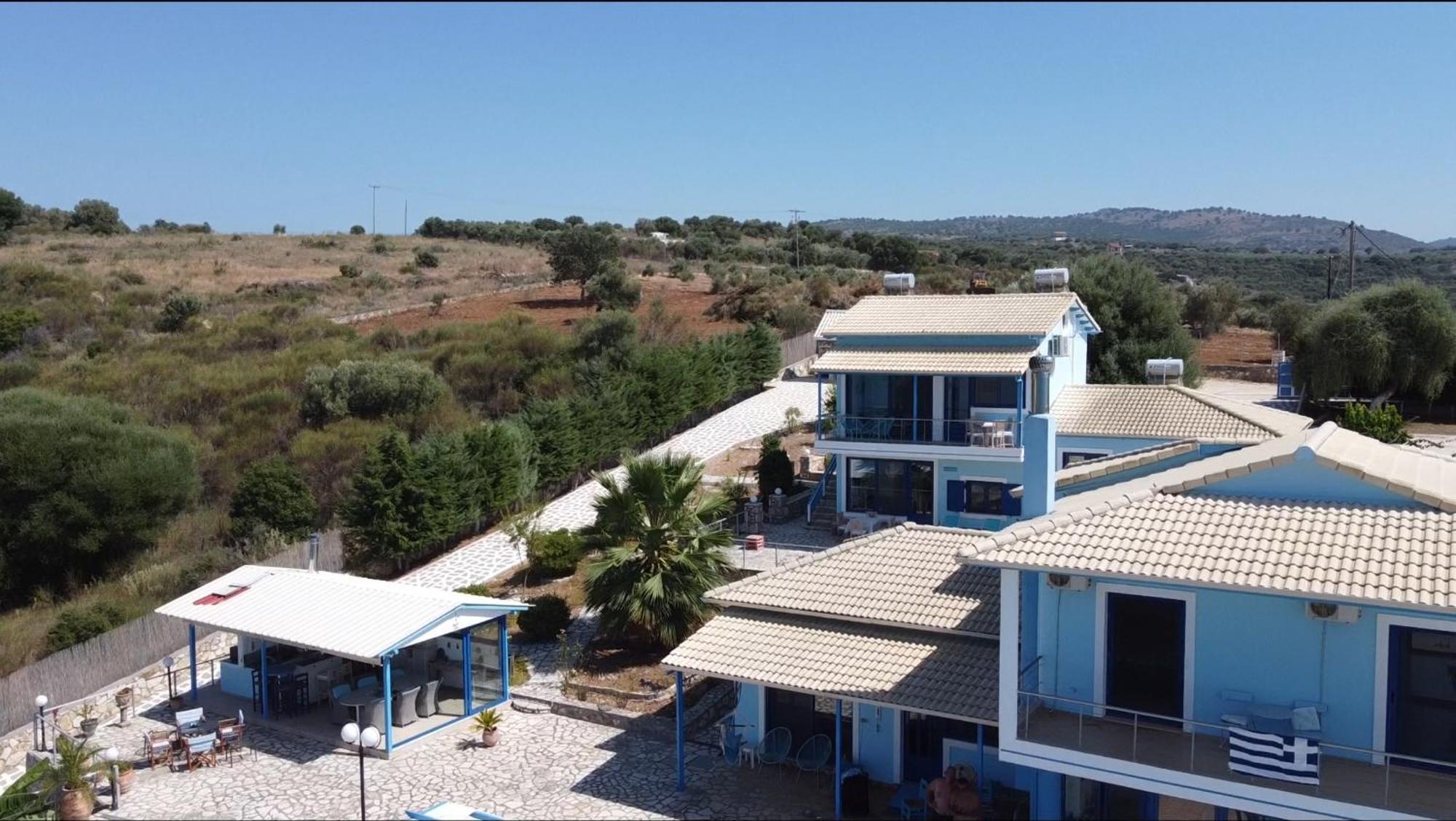 Spárton Iris Villas المظهر الخارجي الصورة