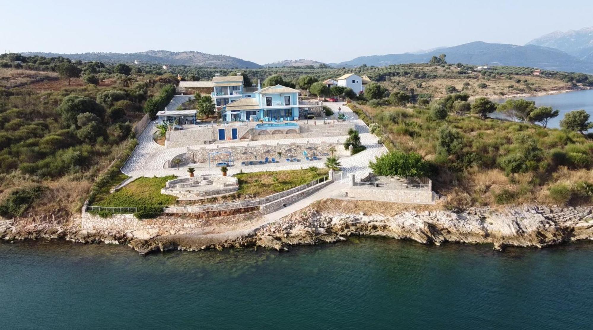 Spárton Iris Villas المظهر الخارجي الصورة