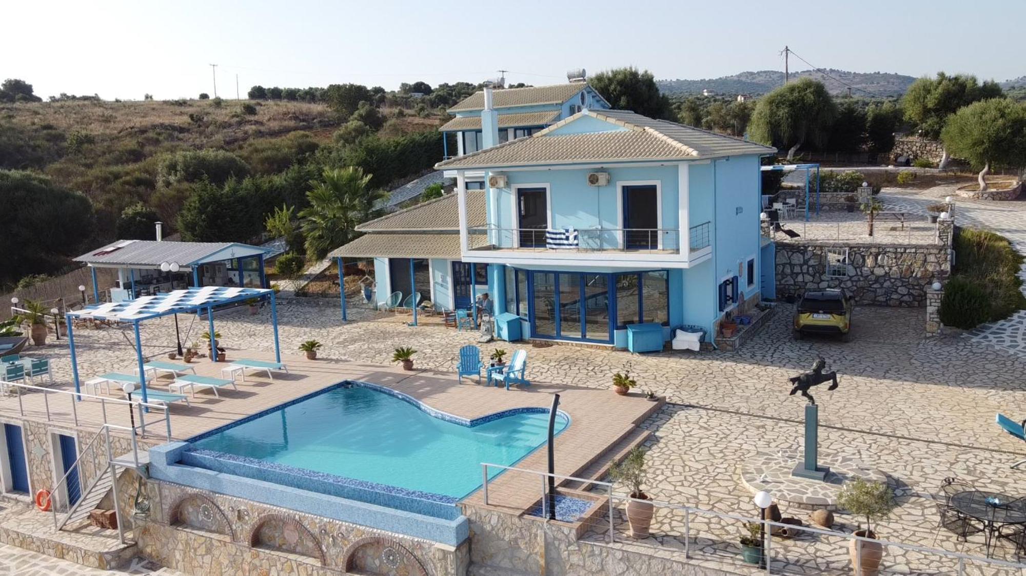 Spárton Iris Villas المظهر الخارجي الصورة